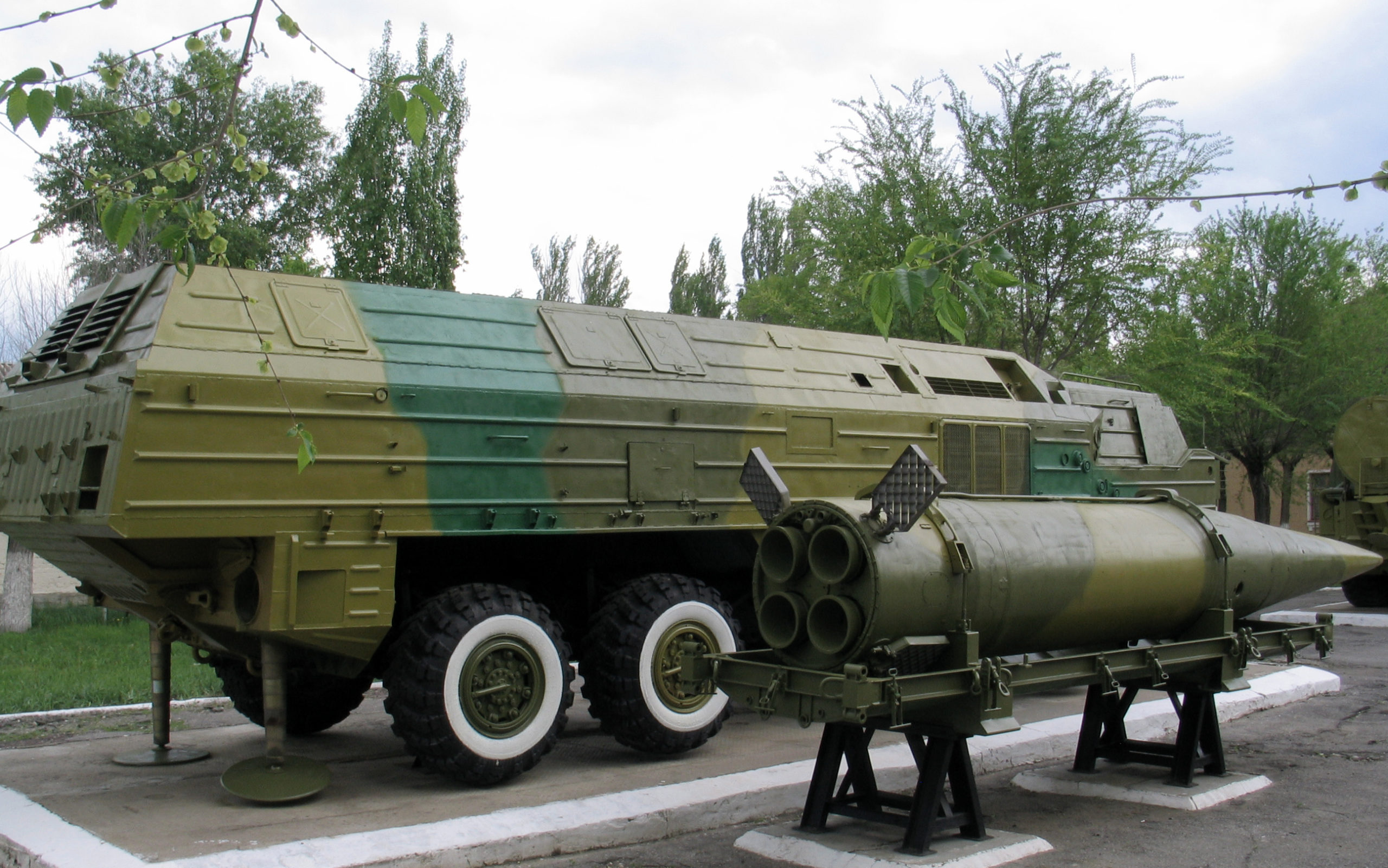 Withdrawing from the INF Treaty is a Mistake