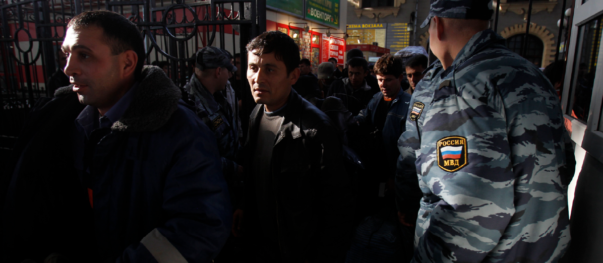Central Asian Migrants Face Harsh Treatment at Moscow’s Sakharovo Detention Center
